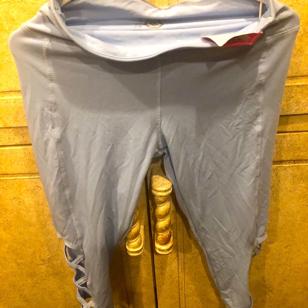 Capri pants
